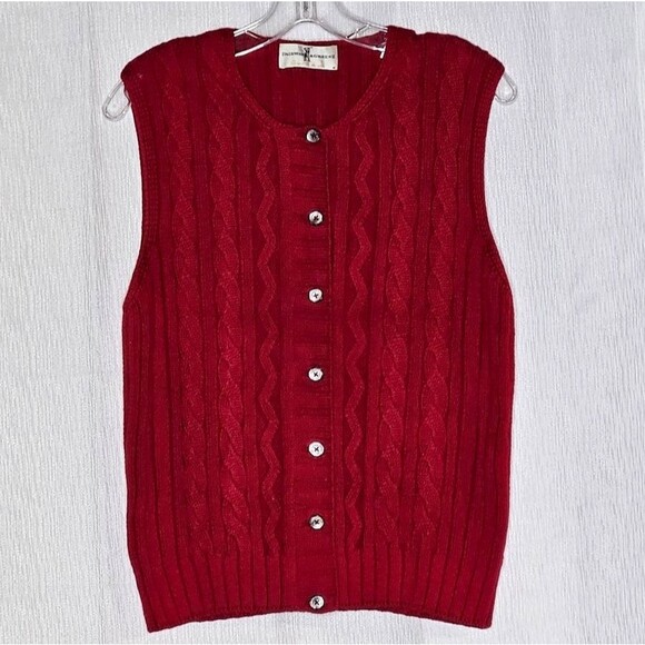Fairway & Greene Vintage Christmas Red Button Front Cable Knit & Ribbed Vest - Picture 2 of 7